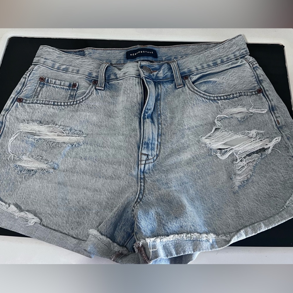 aeropostale “mom short” shorts